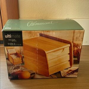 Pomerantz Wooden Recipe Box